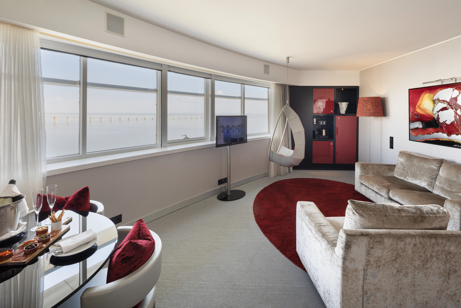 Photo - Myriad by SANA Hotels