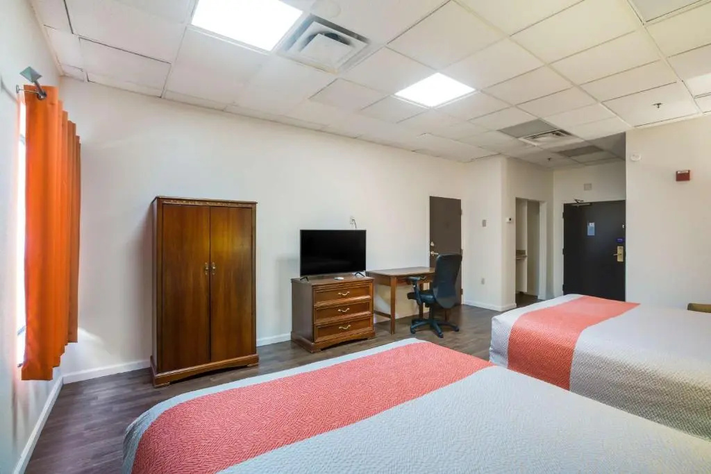 Foto - Budgetel Inns & Suites - Atlanta Galleria Stadium