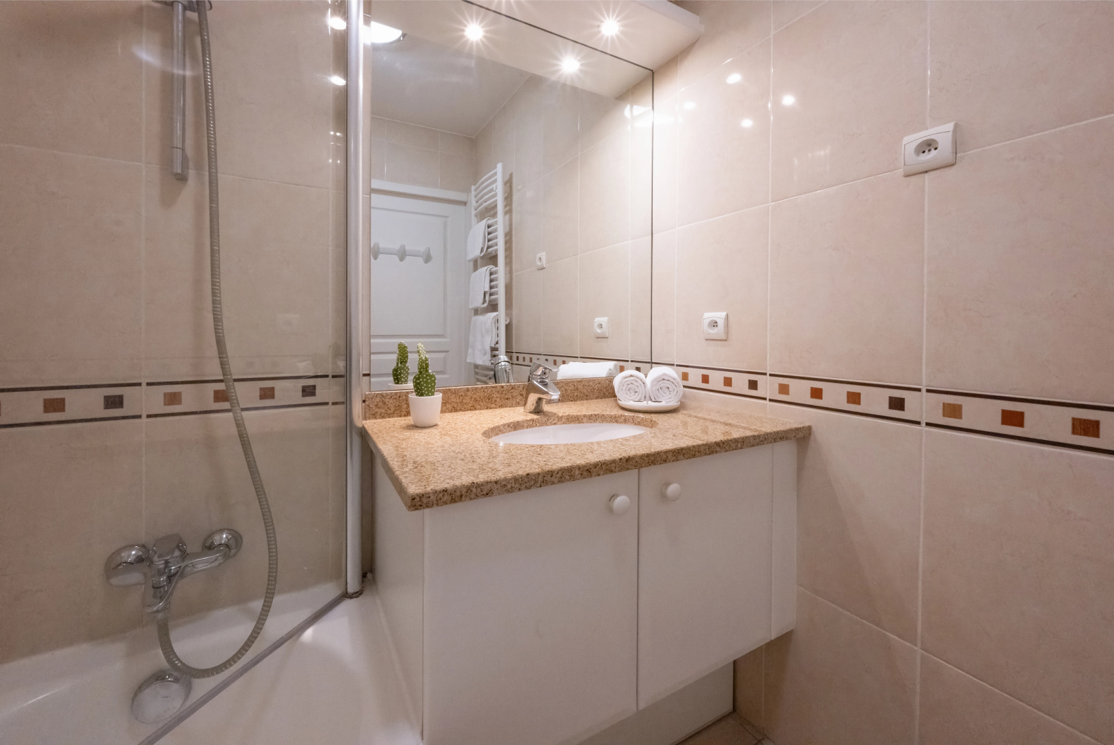 Foto - Nemea Appart Hotel Le Lido Cagnes sur Mer