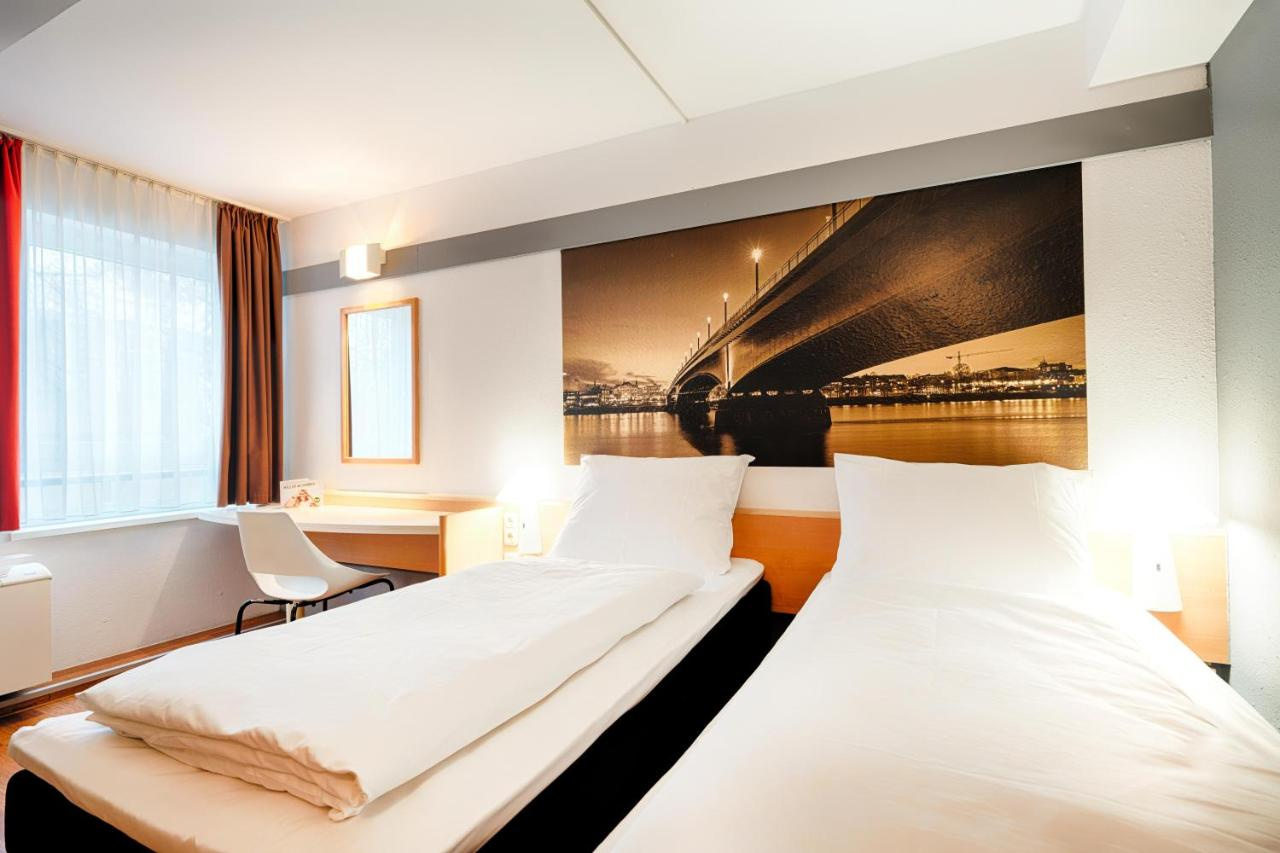 Photo - ibis Bonn