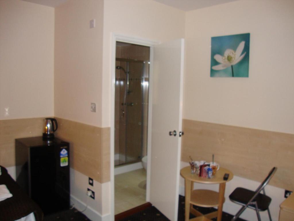 Photo - Tony's House Hotel