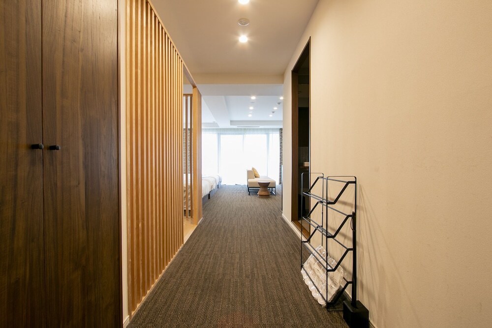 Photo - Minn Asakusa