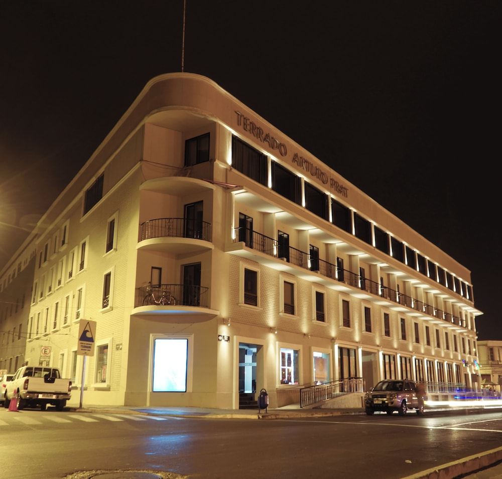 Foto - Terrado Arturo Prat Iquique