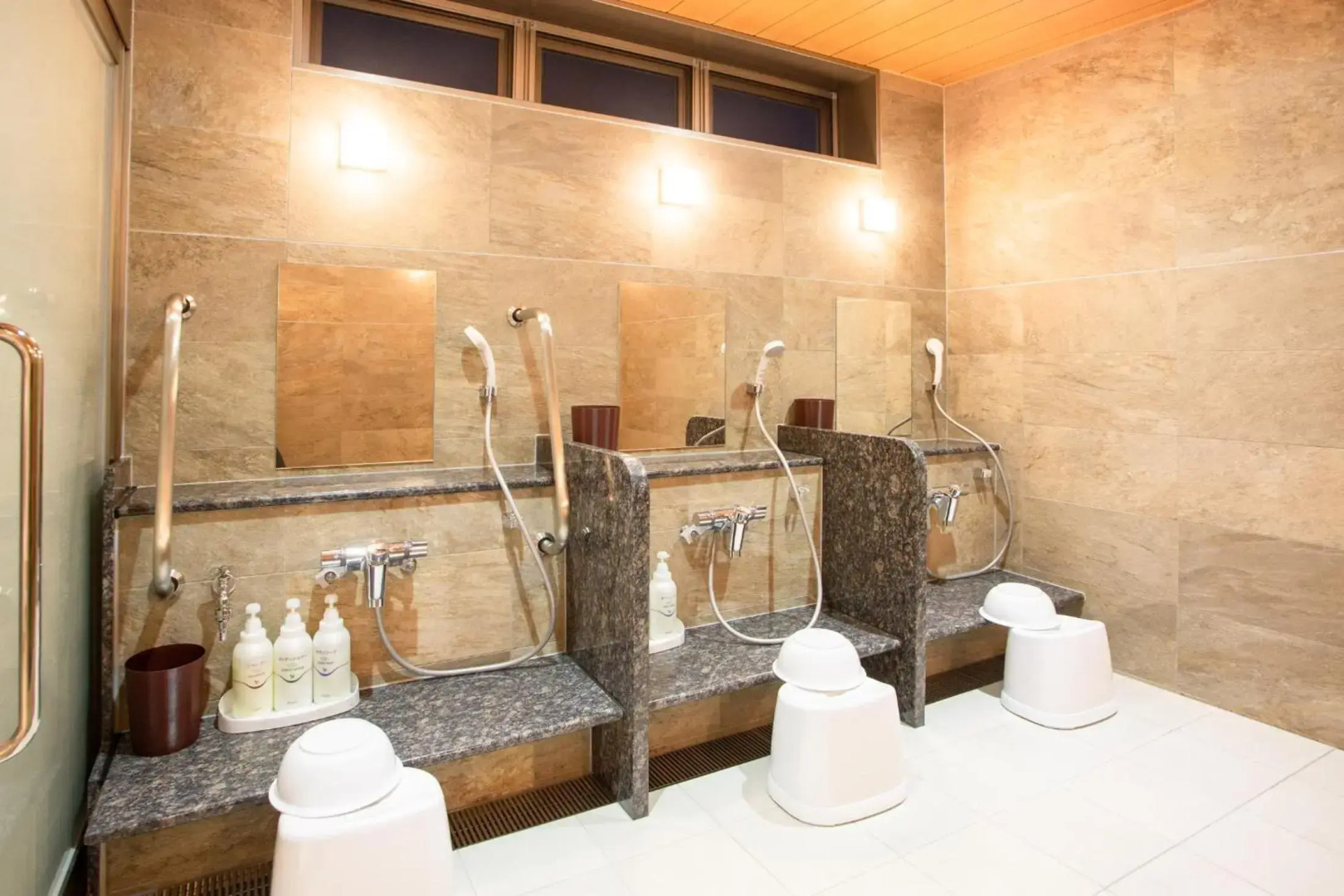 Foto - Kuretake Inn Osaka Midousuji Hommachi