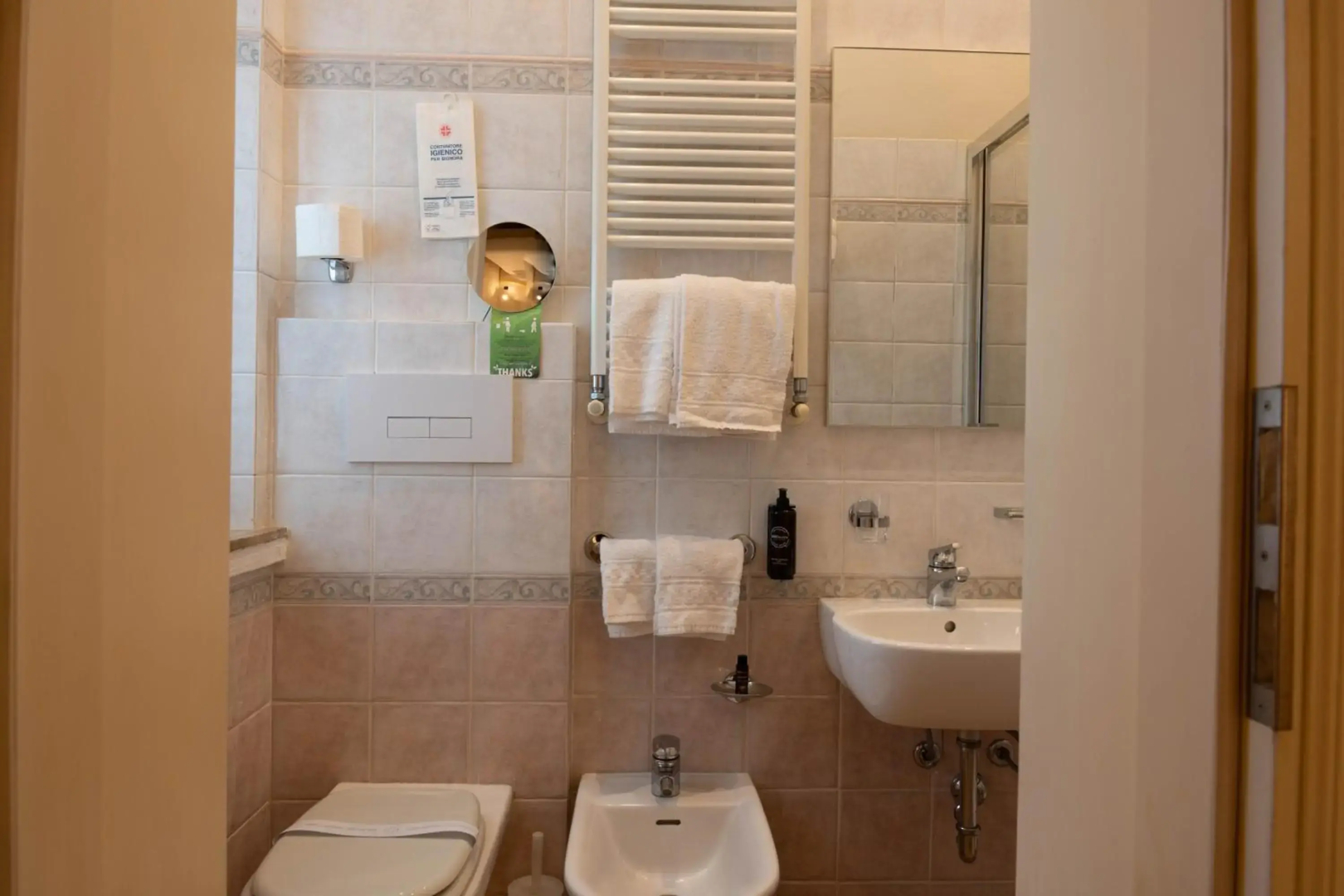 Photo - Hotel London