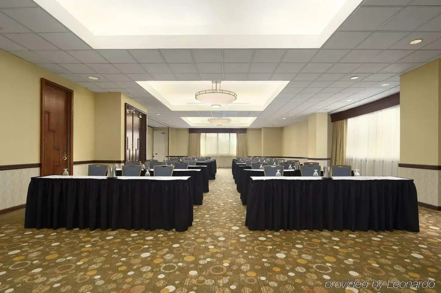 Foto - Embassy Suites by Hilton Tampa Airport Westshore