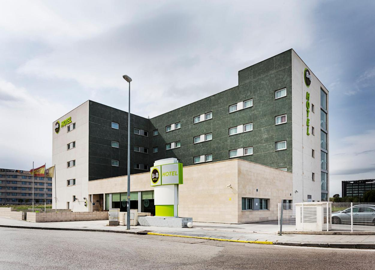 Photo - B&B Madrid Aeropuerto T1 T2 T3