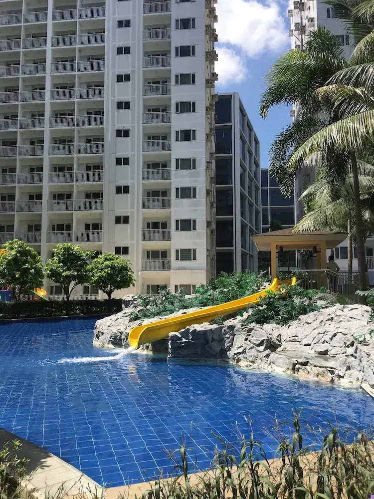 Photo - Relax in Pasay City's Best Kept Secret - Spacious Condo With Garden View