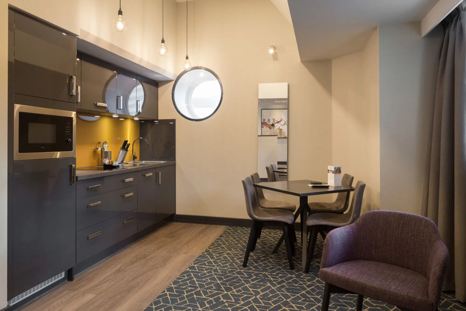 Foto - Roomzzz Manchester Victoria