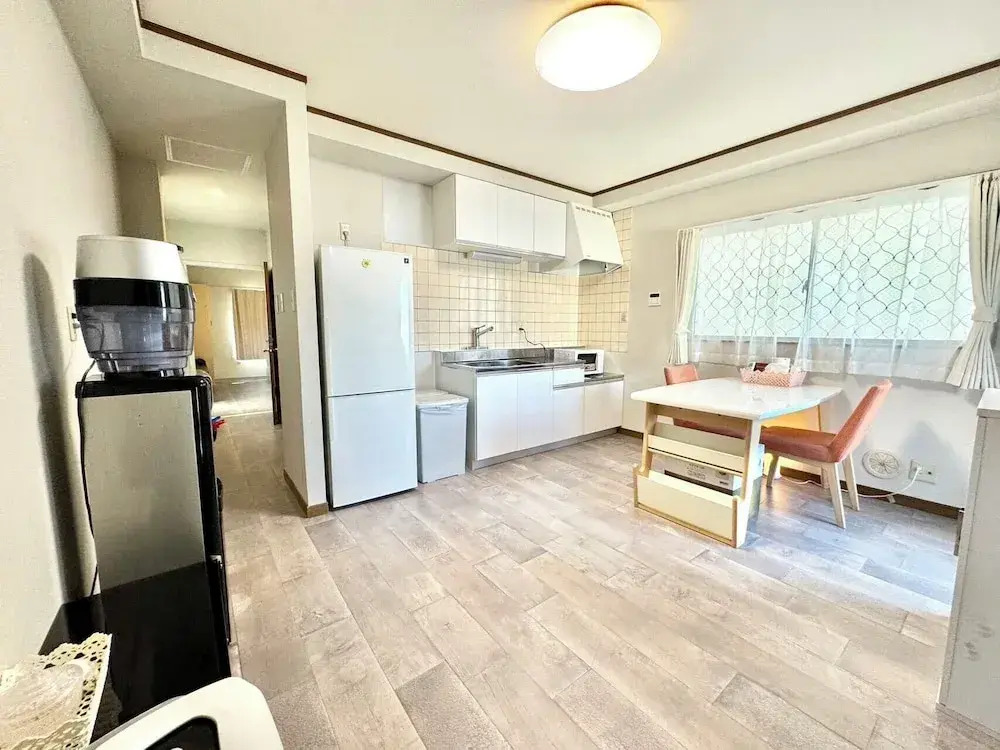 Foto - KOBAYASHi 東京