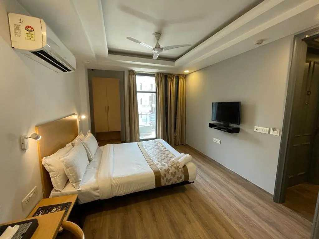 Foto - Saltstayz Express - Golf Course Road & DLF Phase-1