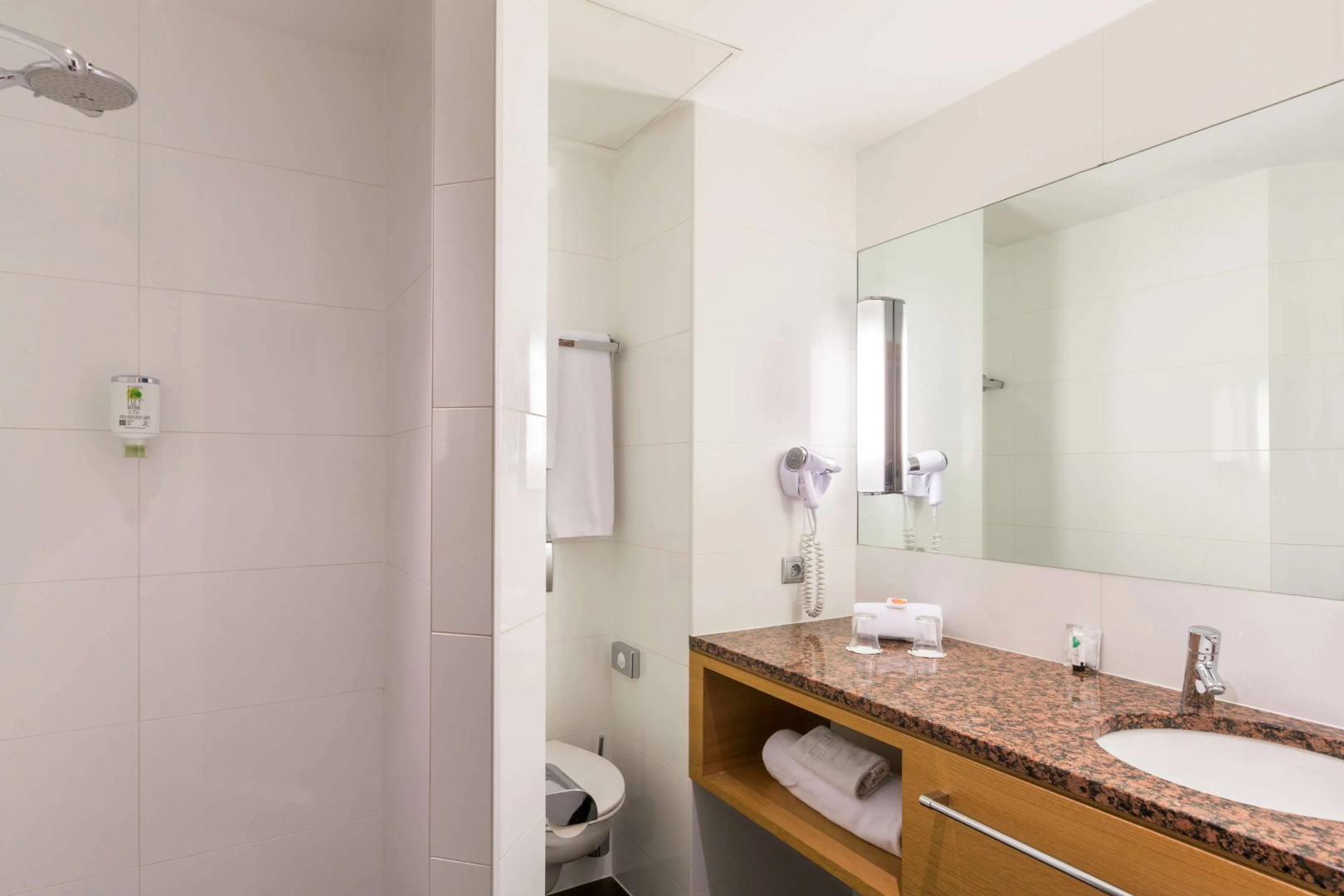 Photo - Best Western Plus Monopole Metropole
