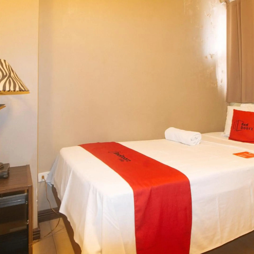 Foto - RedDoorz Plus New Era Budget Hotel Mabolo former RedDoorz near Landers Superstore Cebu City