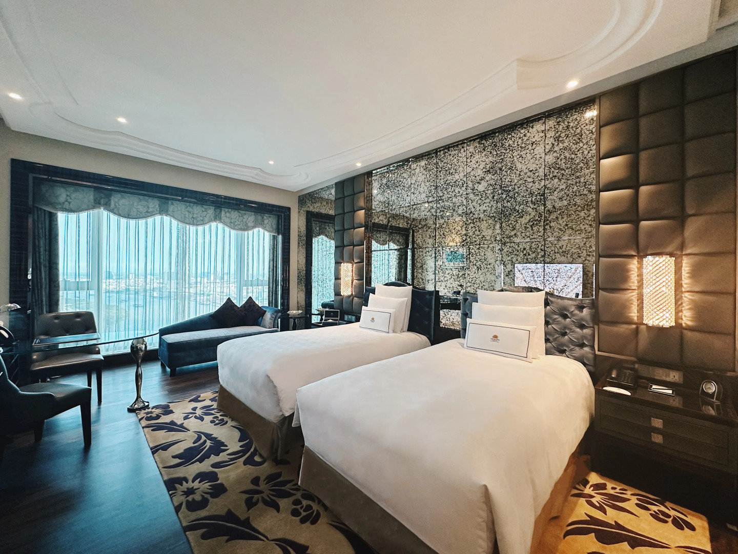 Photo - The Reverie Saigon