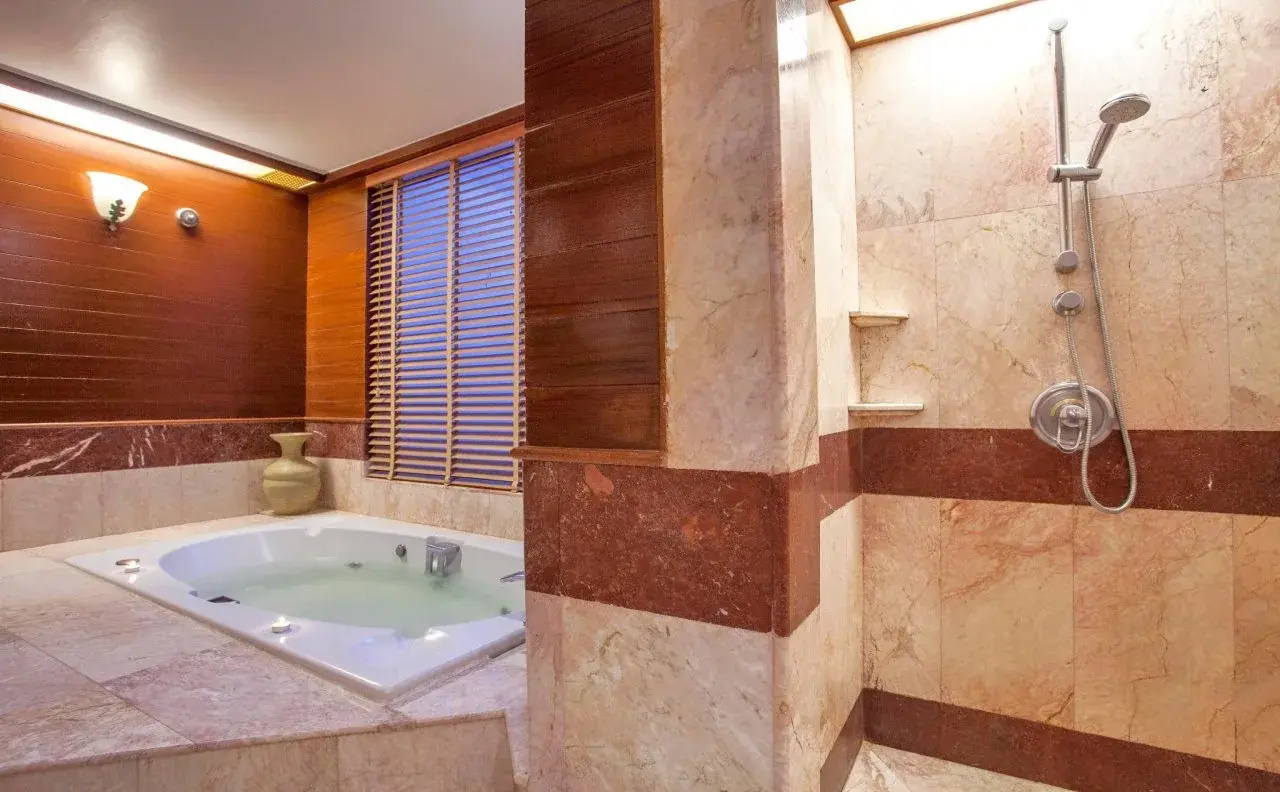 Photo - Thavorn Beach Village Resort & Spa Phuket