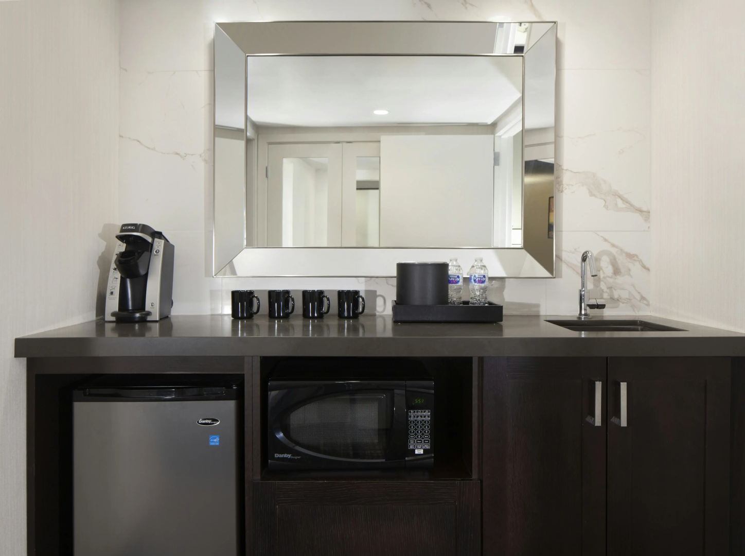 Foto - Embassy Suites by Hilton Philadelphia Airport