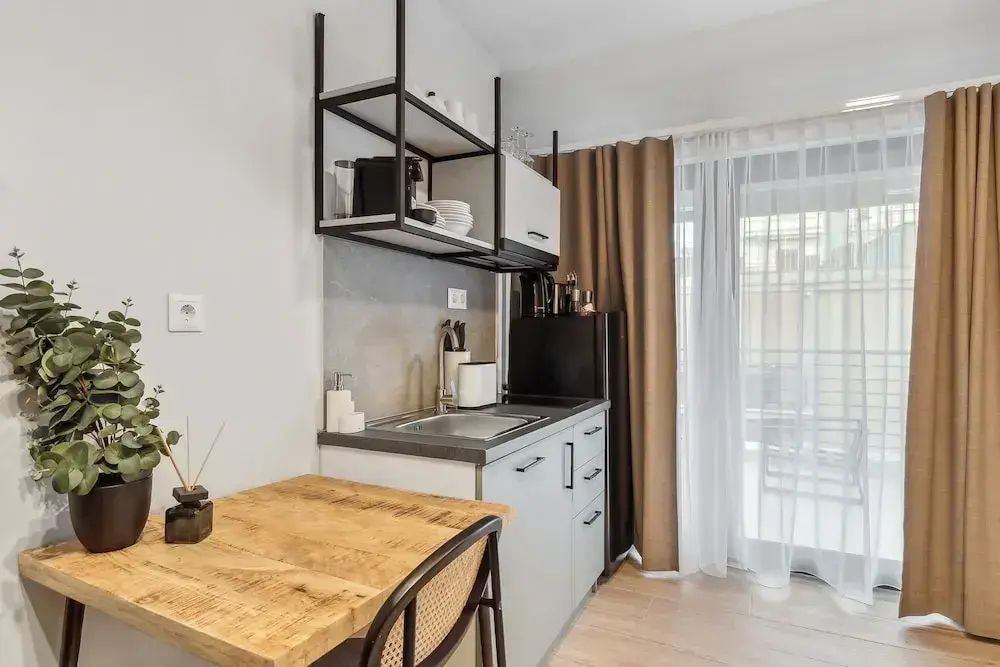 Photo - Limehome Athens Solonos City Center