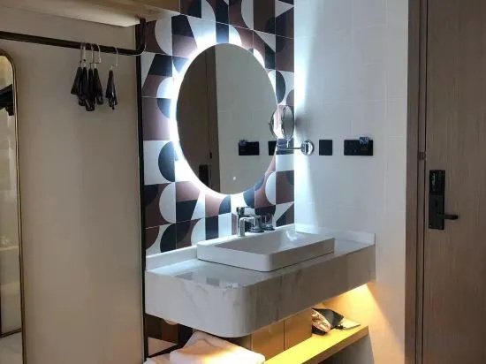 Campanile Hotel (Shanghai Hongqiao Airport National Exhibition and Convention Center)