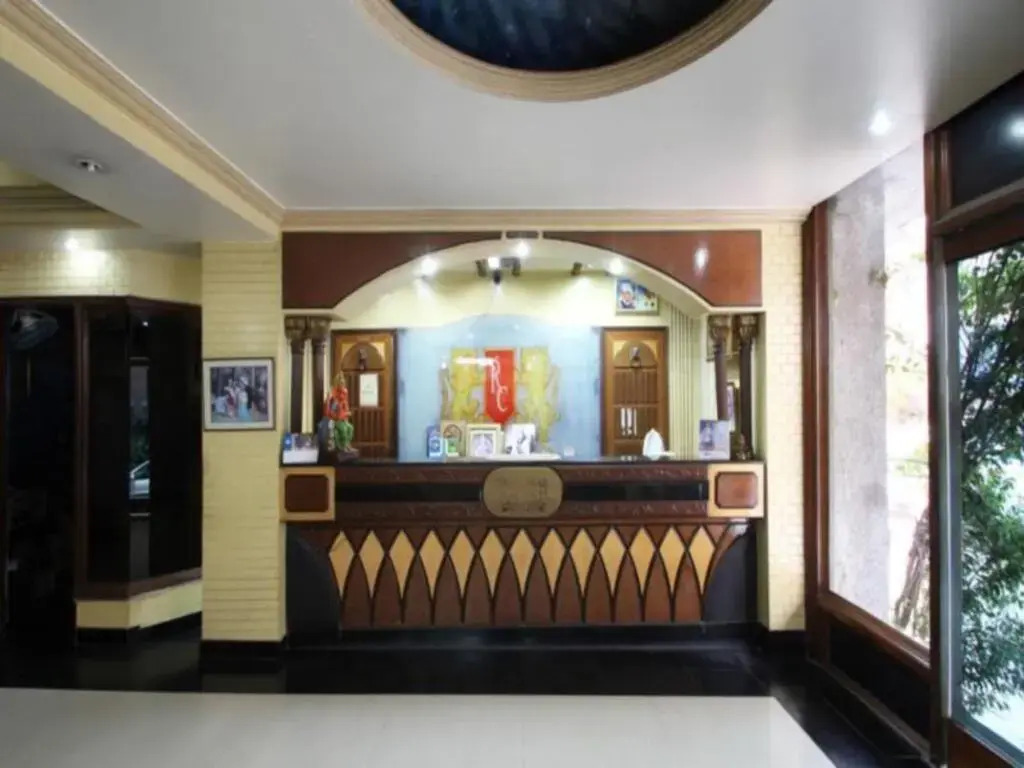 Foto - Hotel Red Castle - Near Ganga Ram & BLK Hospital - Karol Bagh