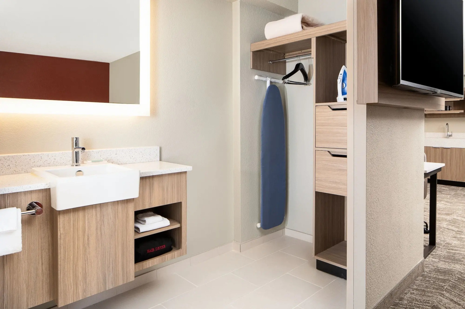 Photo - SpringHill Suites by Marriott Dallas Downtown / West End