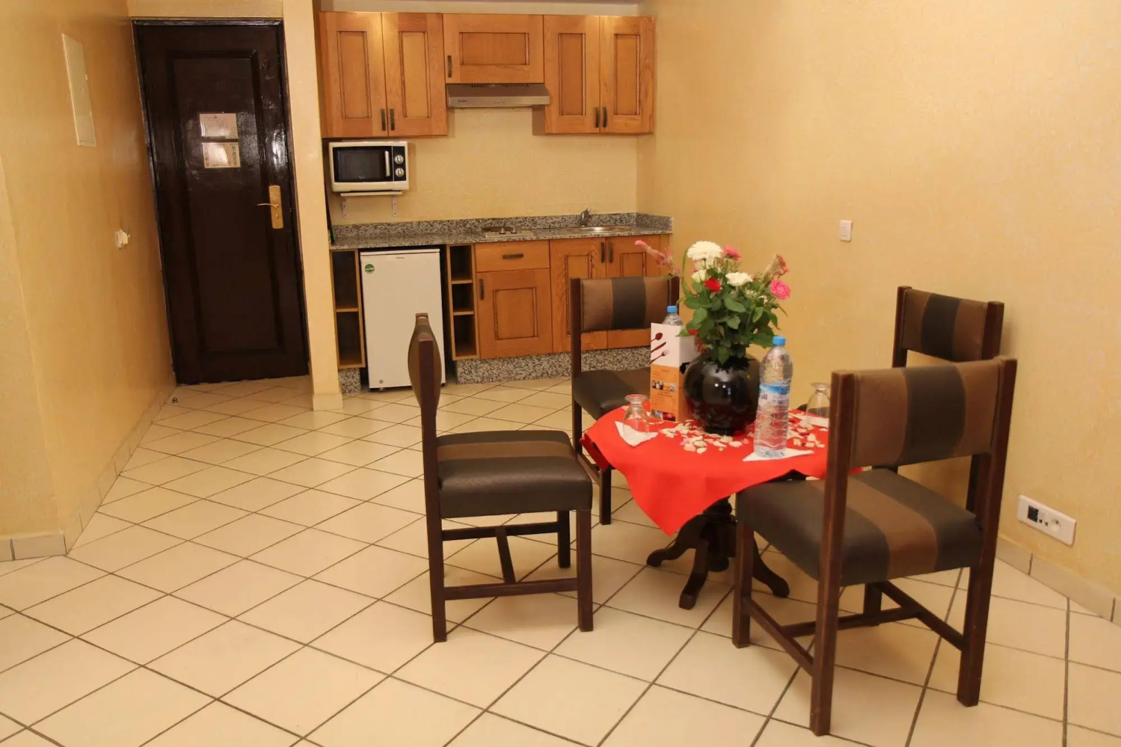 Photo - New Farah Hotel