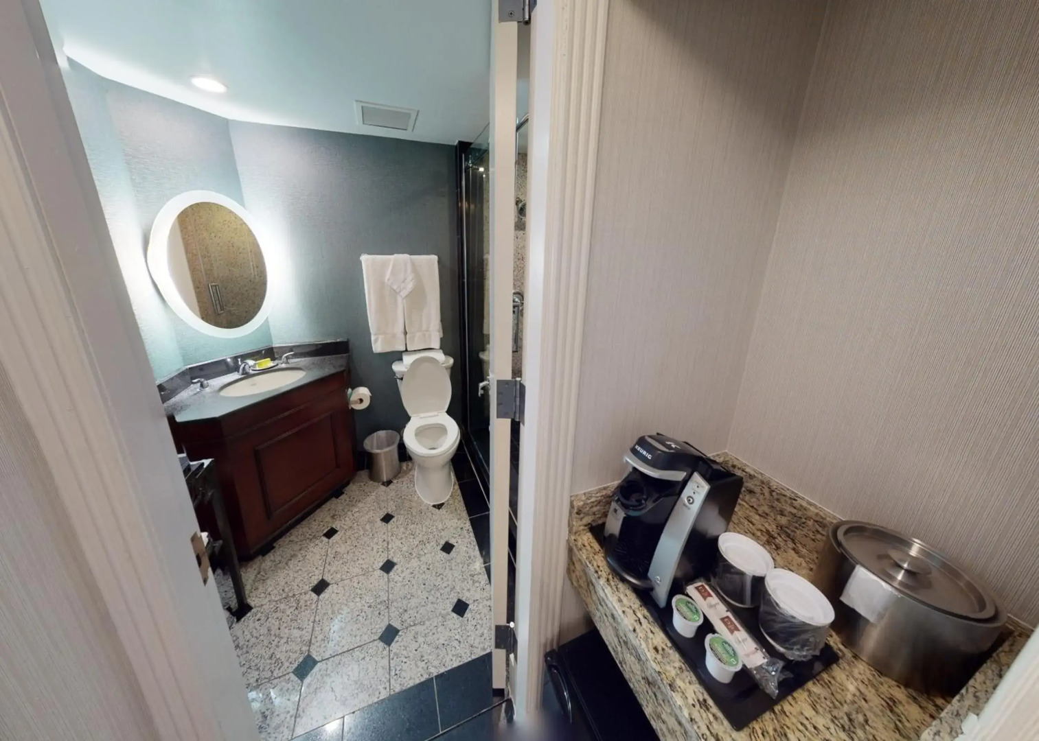 Foto - The Whitehall Houston