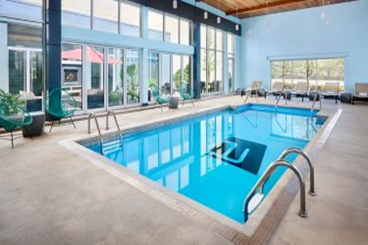 Photo - Aloft by Marriott Montreal Airport