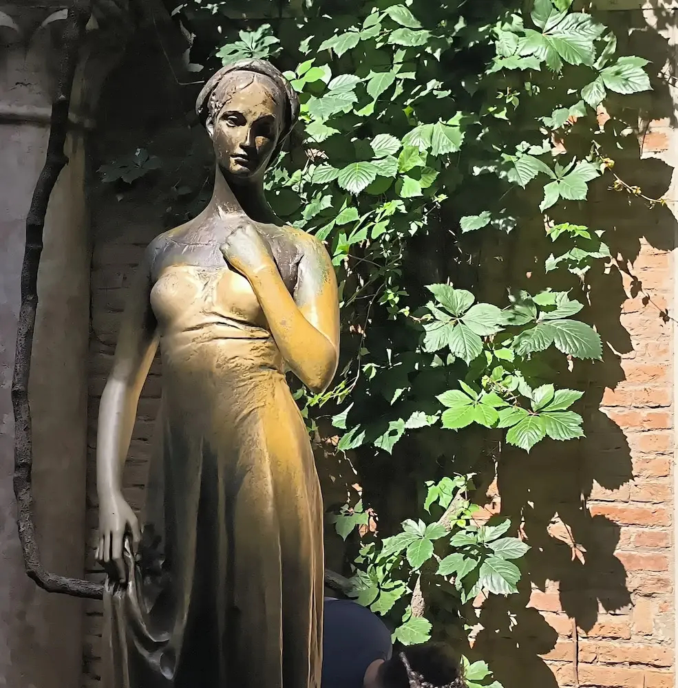 Foto - Moxy Verona