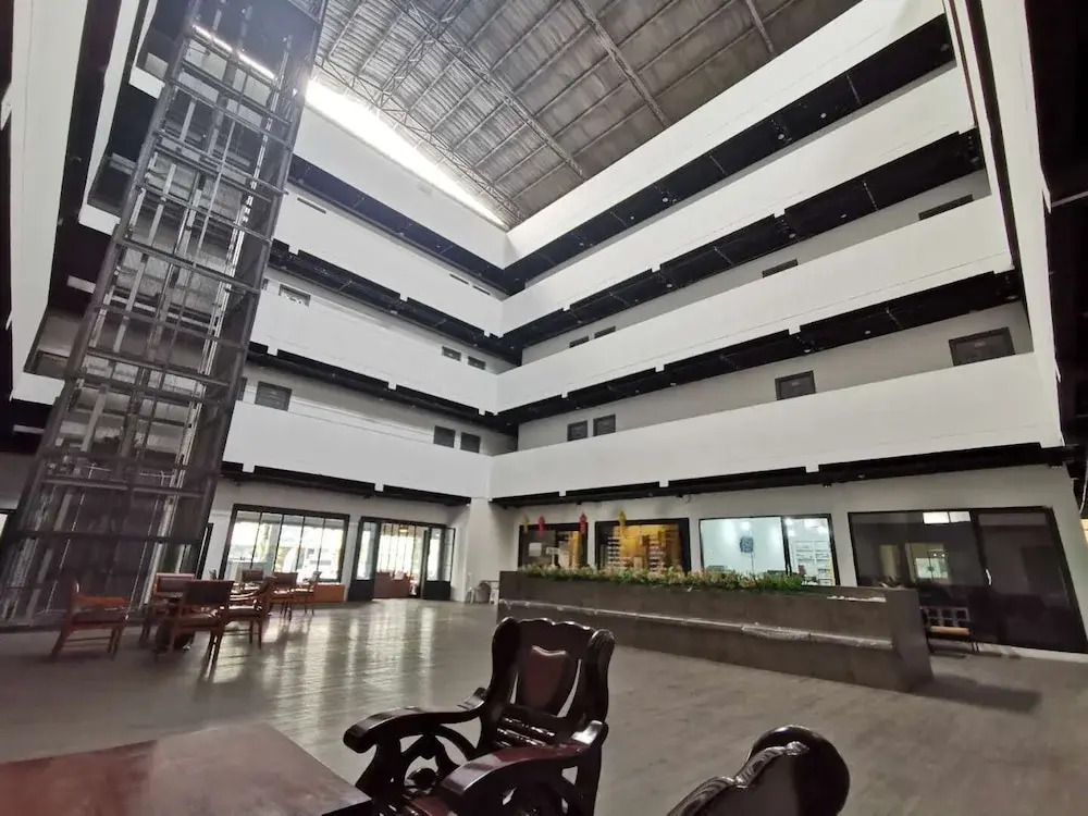 Photo - The Ram Hotel