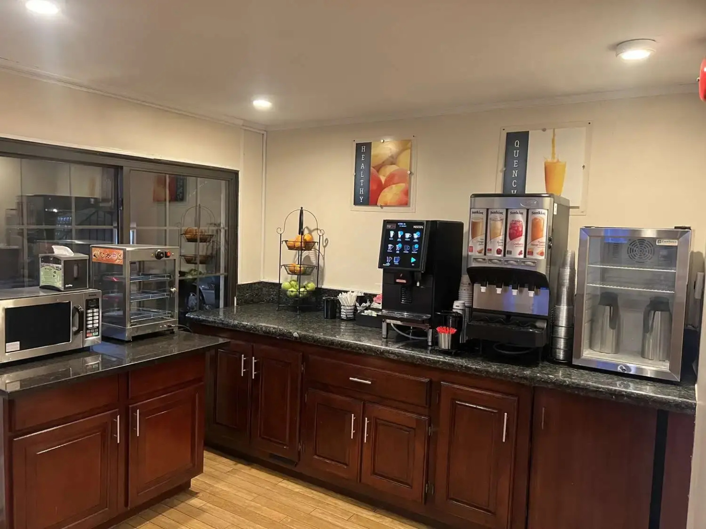 Photo - SureStay Plus by Best Western Woodbury Inn