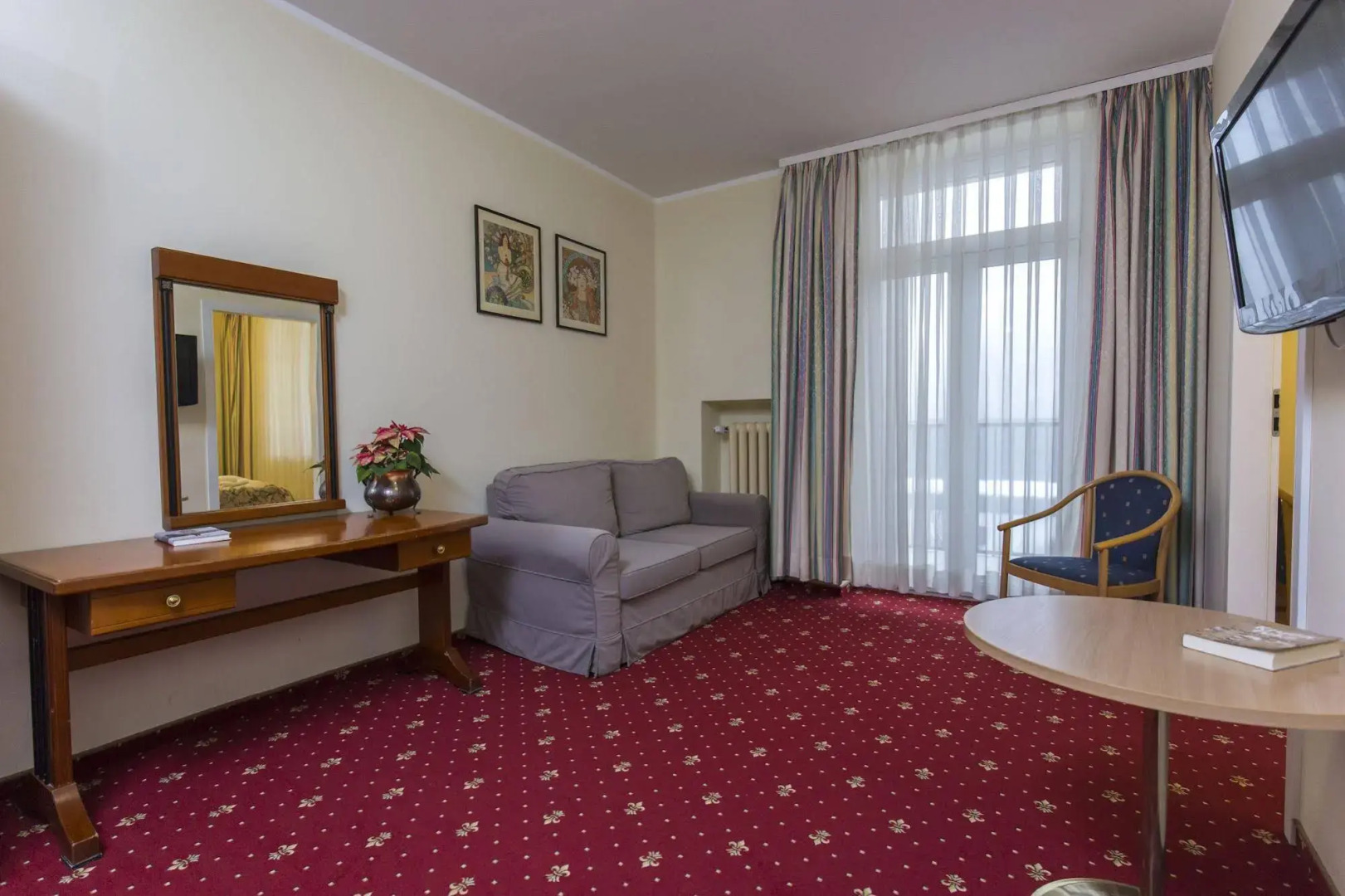 Foto - Willa Carlton