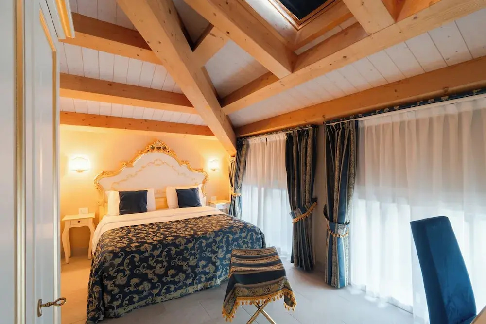 Photo - Venice Rooms