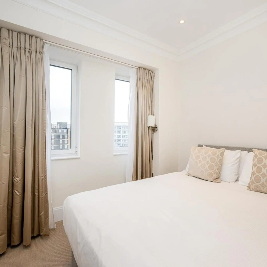 Photo - Fountain House Apartments - Hyde Park, London