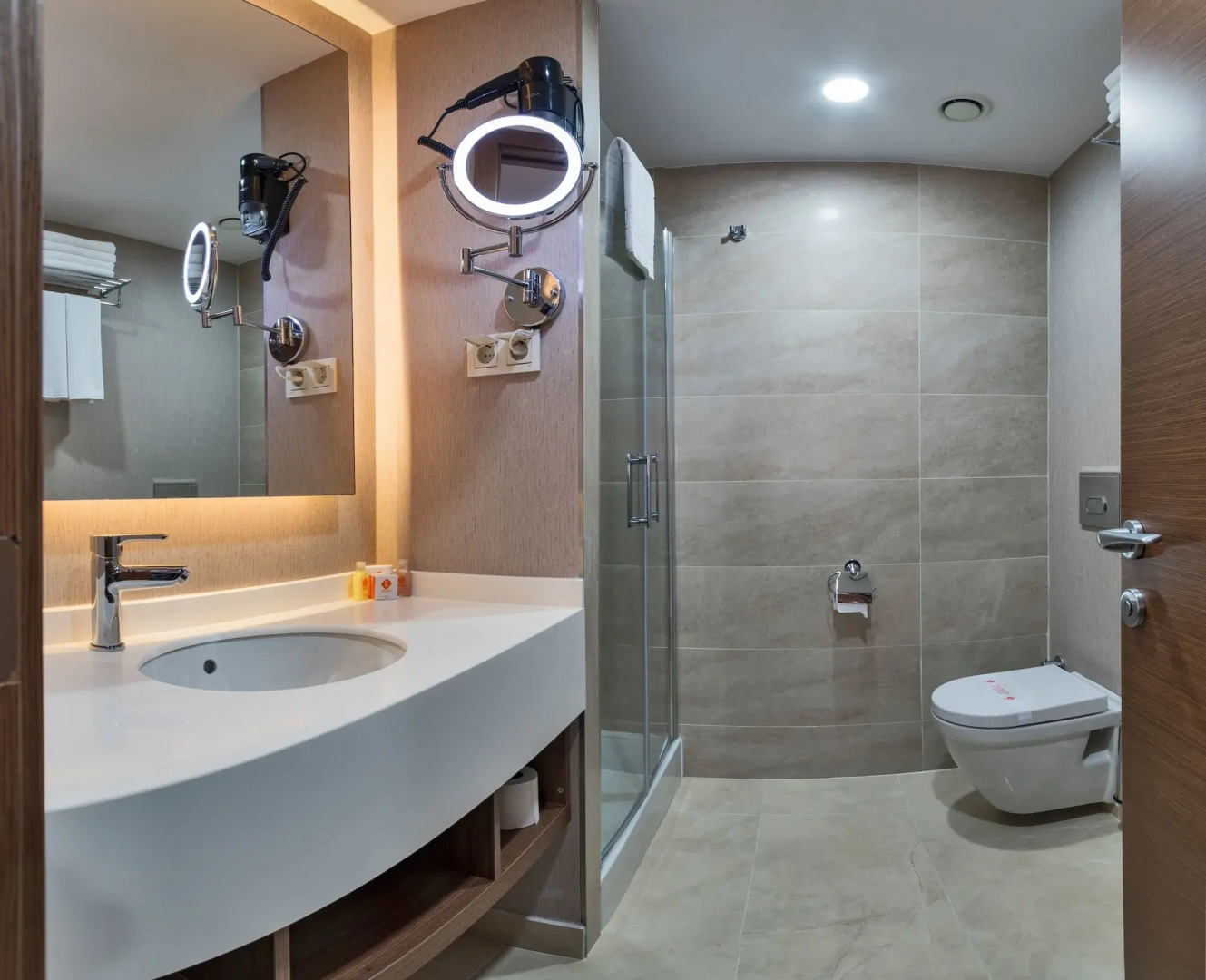 Foto - Land Park Hotel