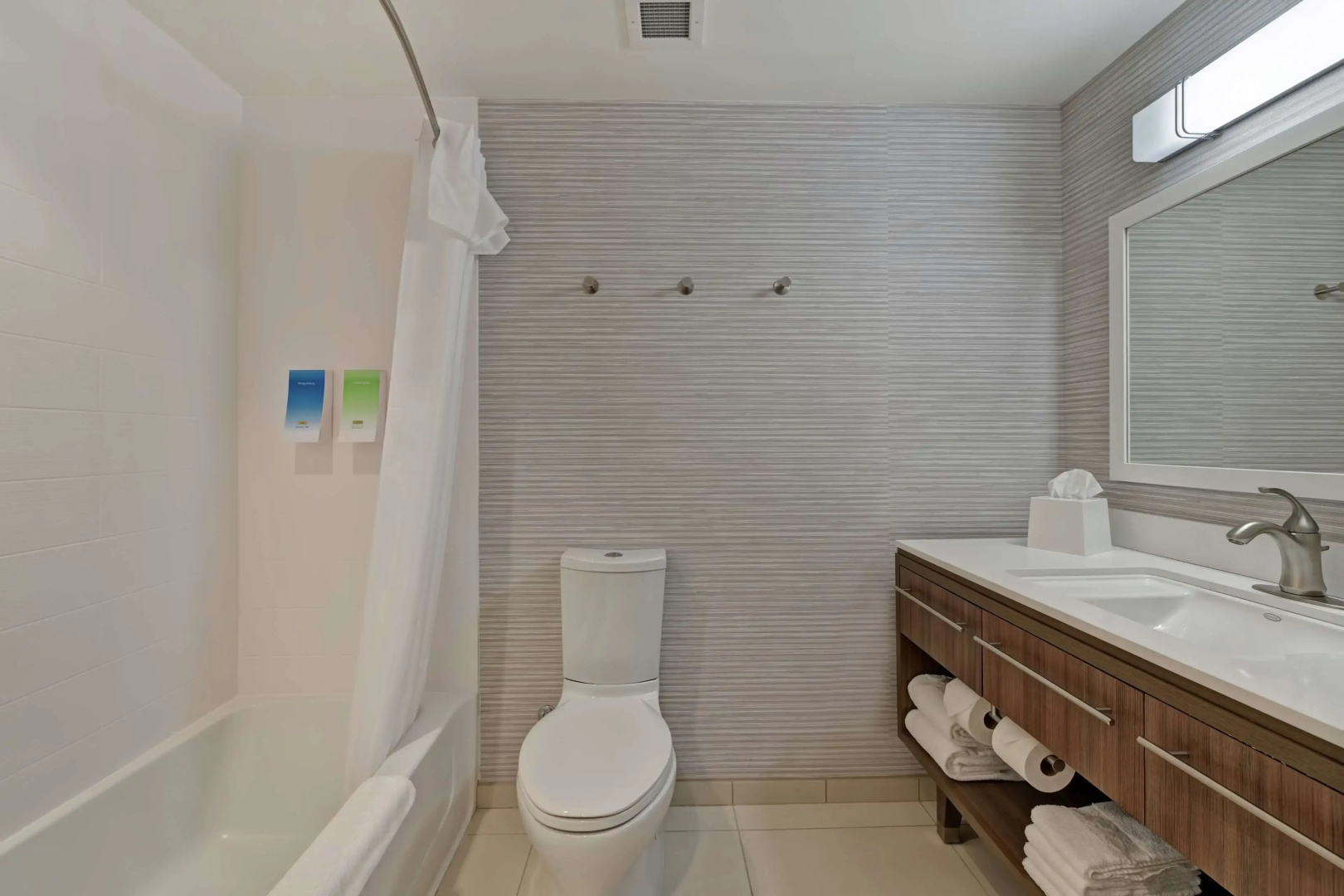 Foto - Home2 Suites by Hilton West Palm Beach Airport, FL