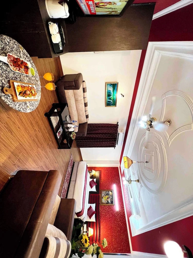 Foto - Airport Hotel The Grand Shoba Free Airport pickup or Drop