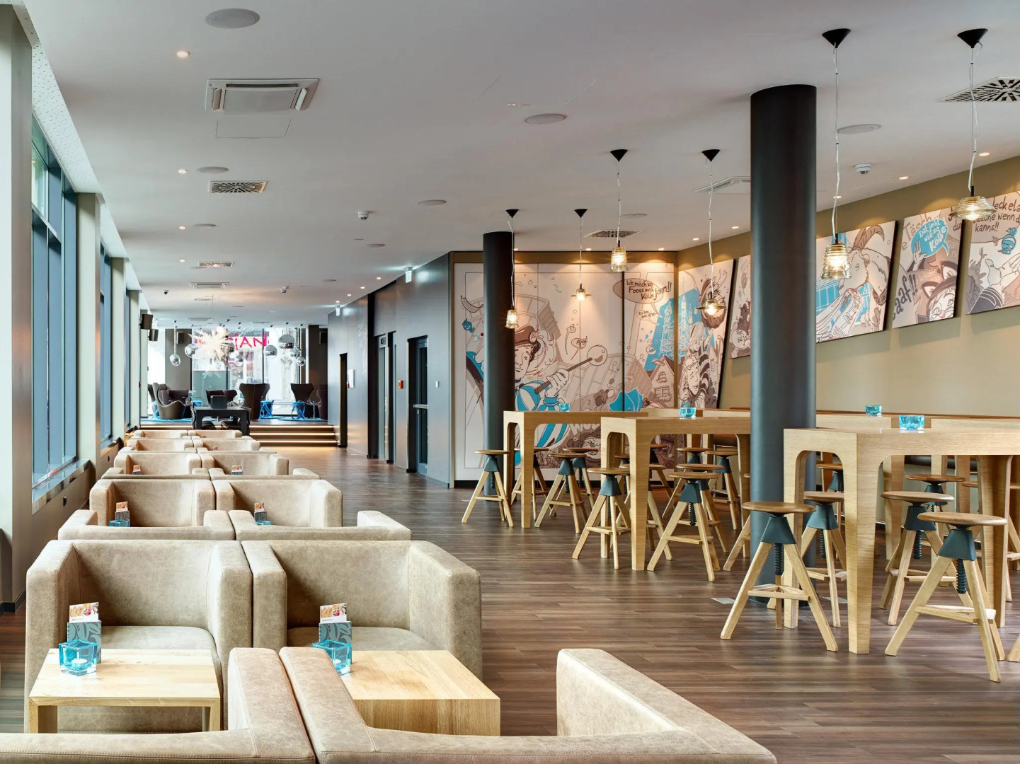 Photo - Motel One Köln-Mediapark