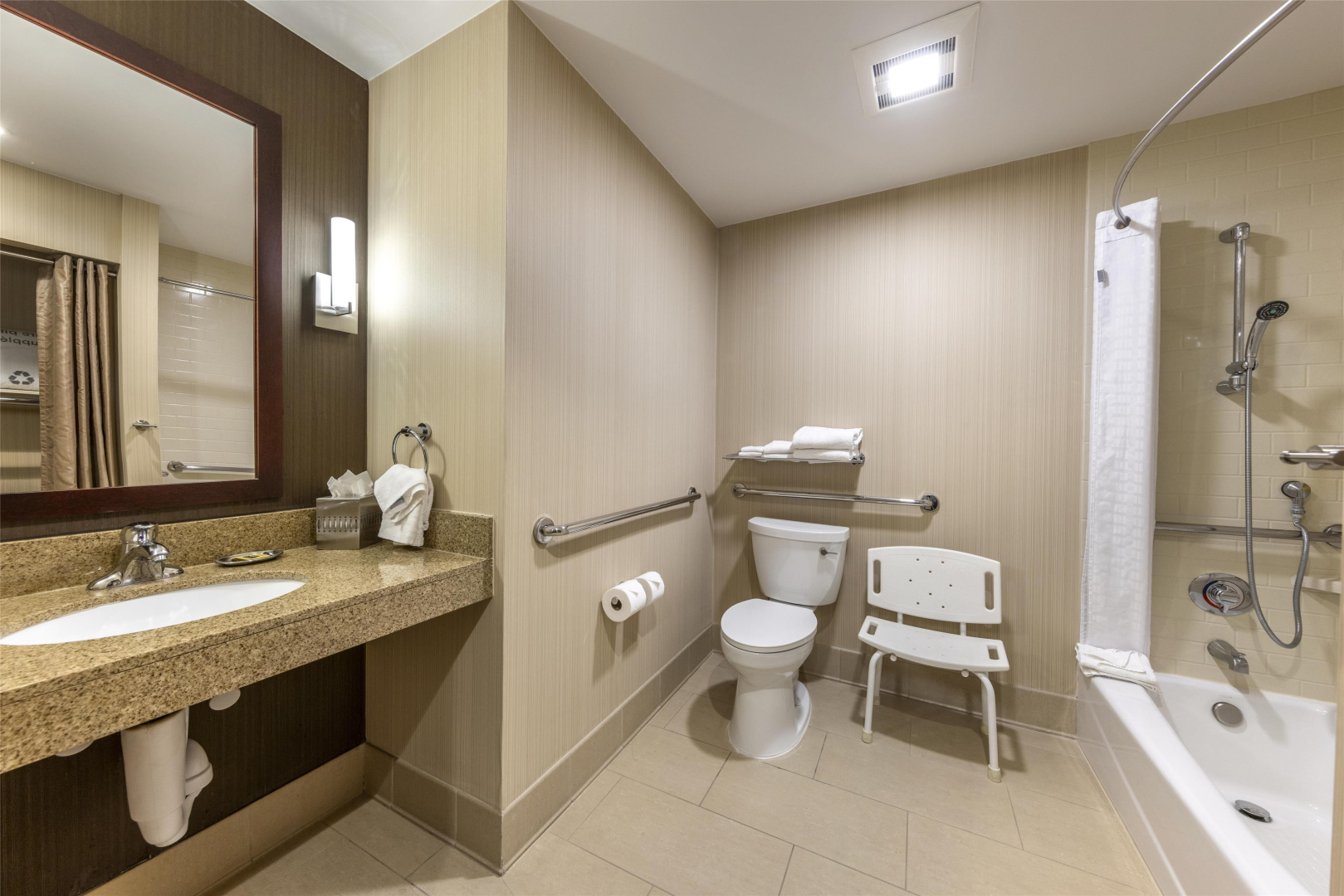 Photo - Best Western Plus Truckee-Tahoe Hotel