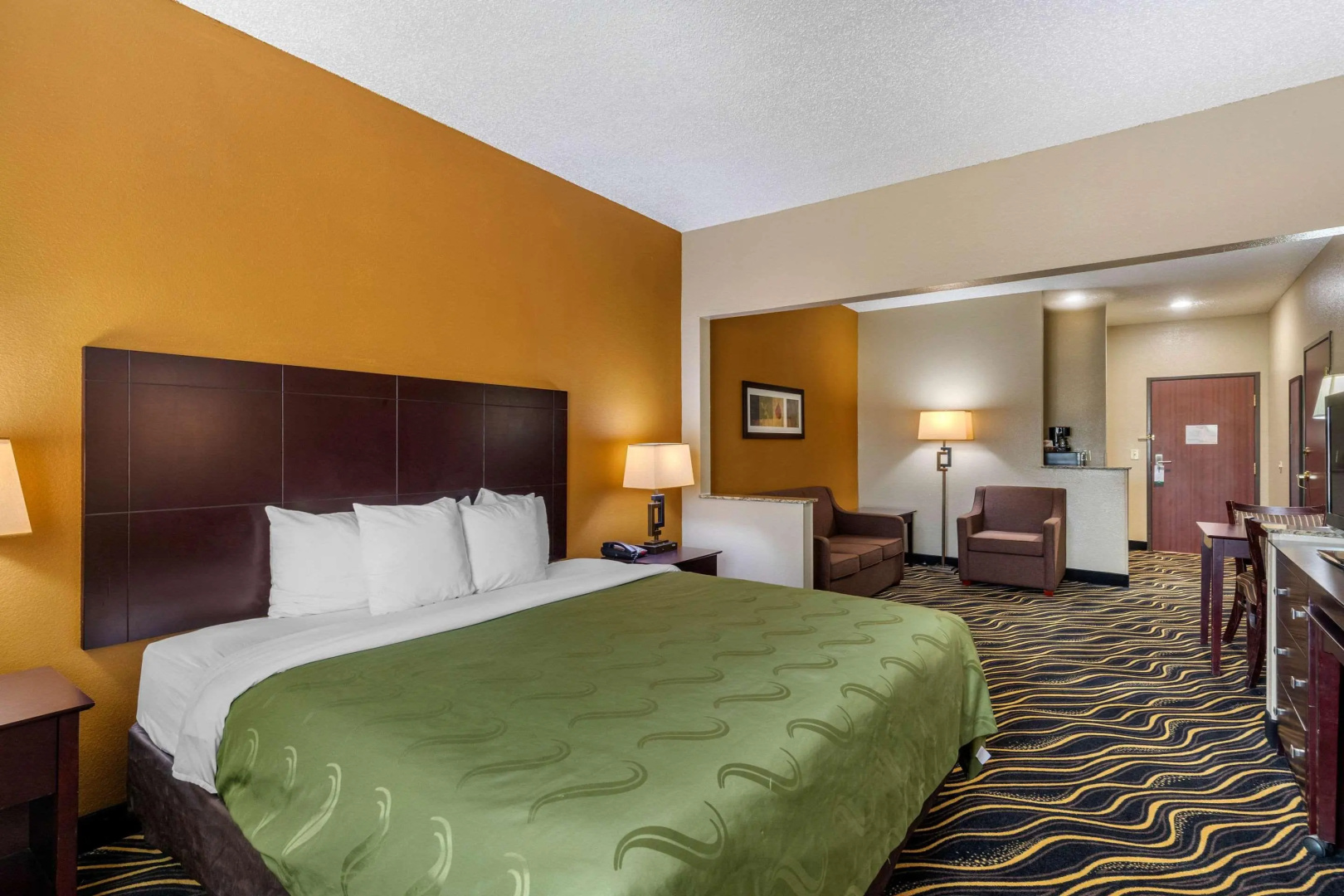 Photo - Quality Suites Addison - Dallas