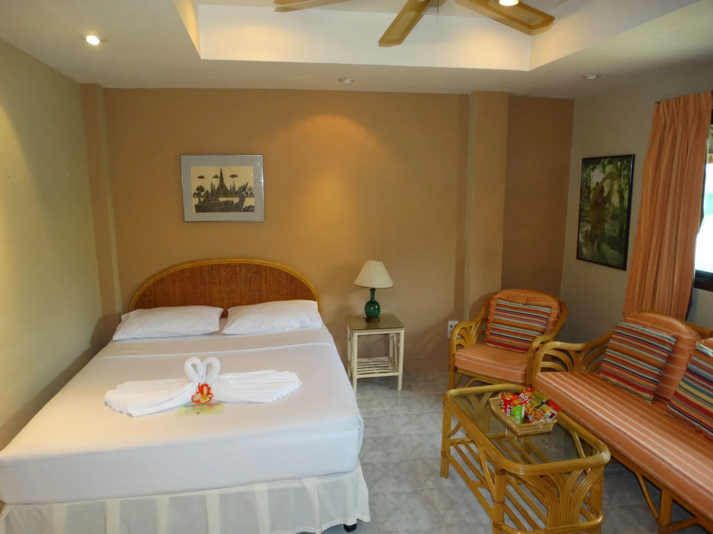 Photo - Summer Breeze Hotel