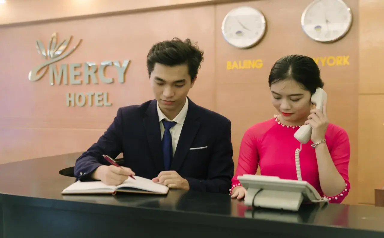 Photo - Mercy Hotel