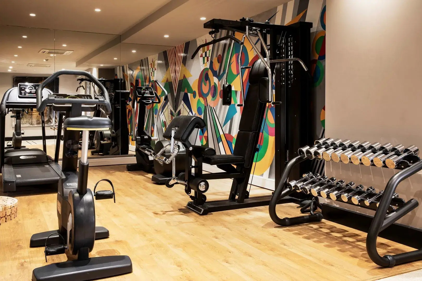 Photo - The One Alma Paris