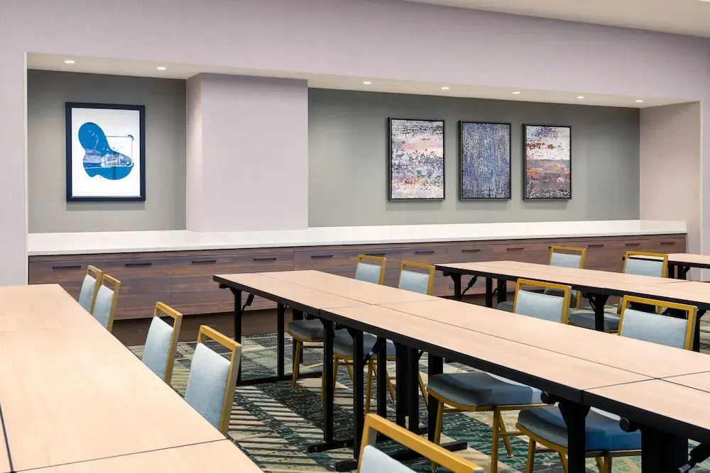 Foto - Courtyard by Marriott Atlanta Midtown