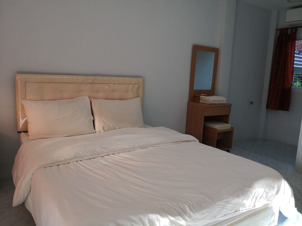Rungrod Grand Hotel