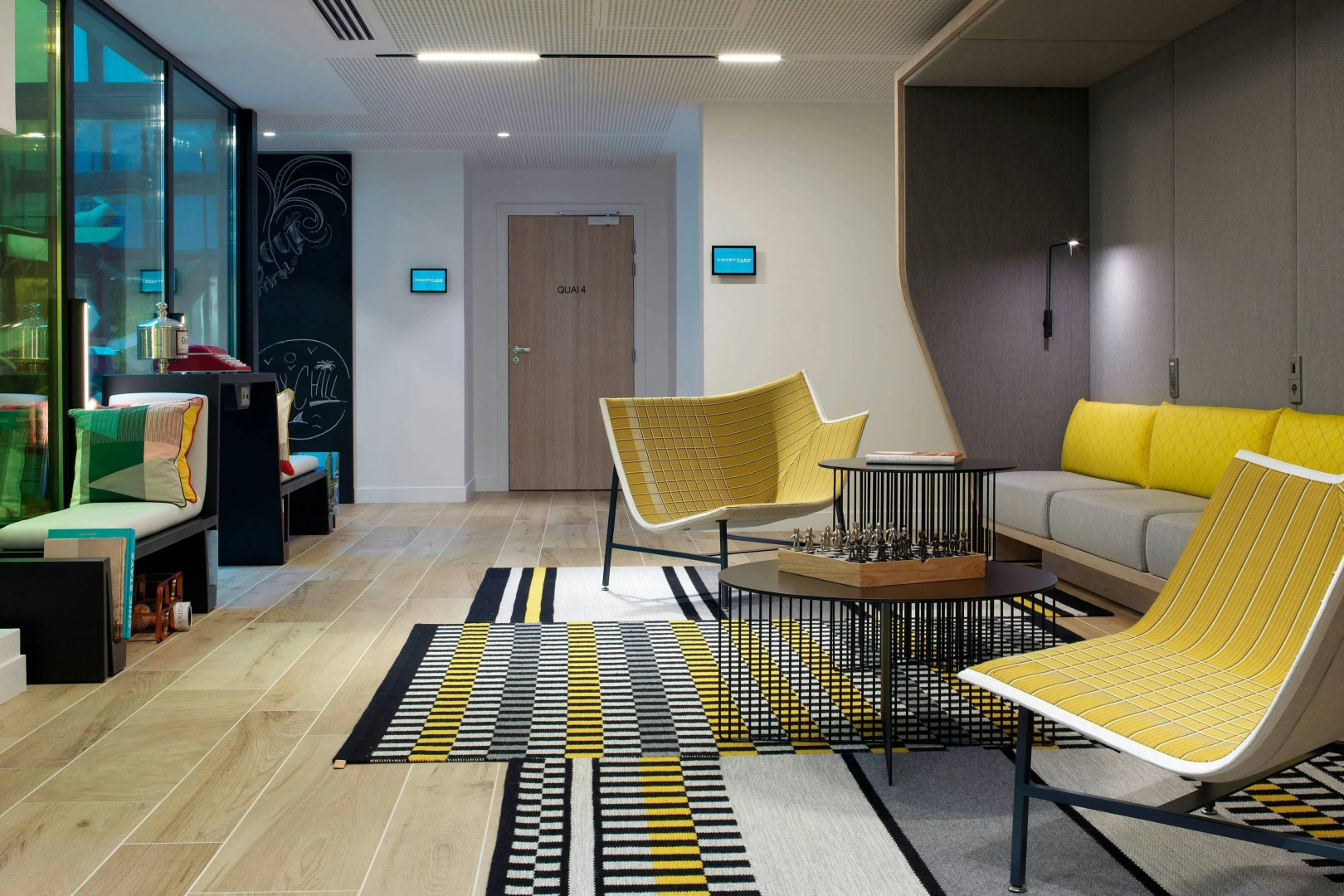 Photo - Courtyard by Marriott Paris Gare de Lyon