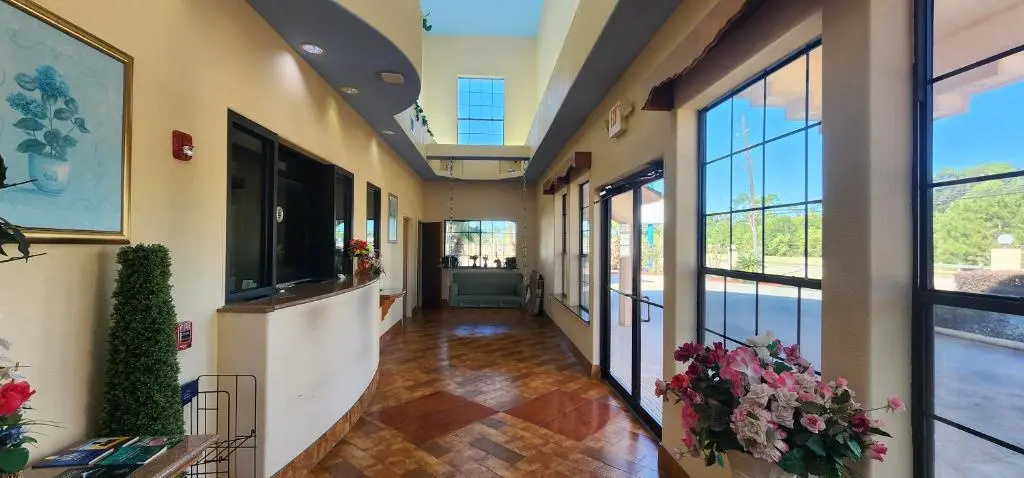 Photo - Regency Inn & Suites By Capital O Houston IAH Airport
