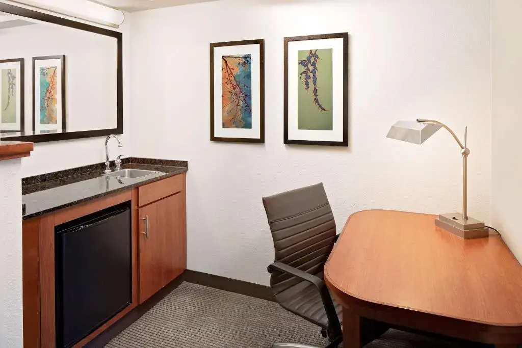 Photo - Hyatt Place Ontario / Rancho Cucamonga