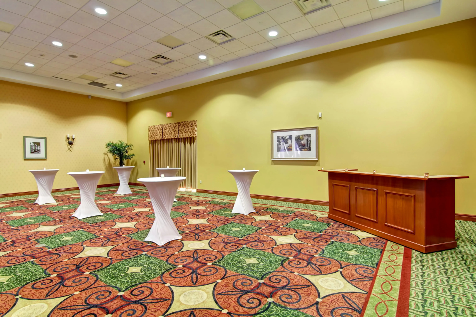 Foto - Hilton Garden Inn Ottawa Airport