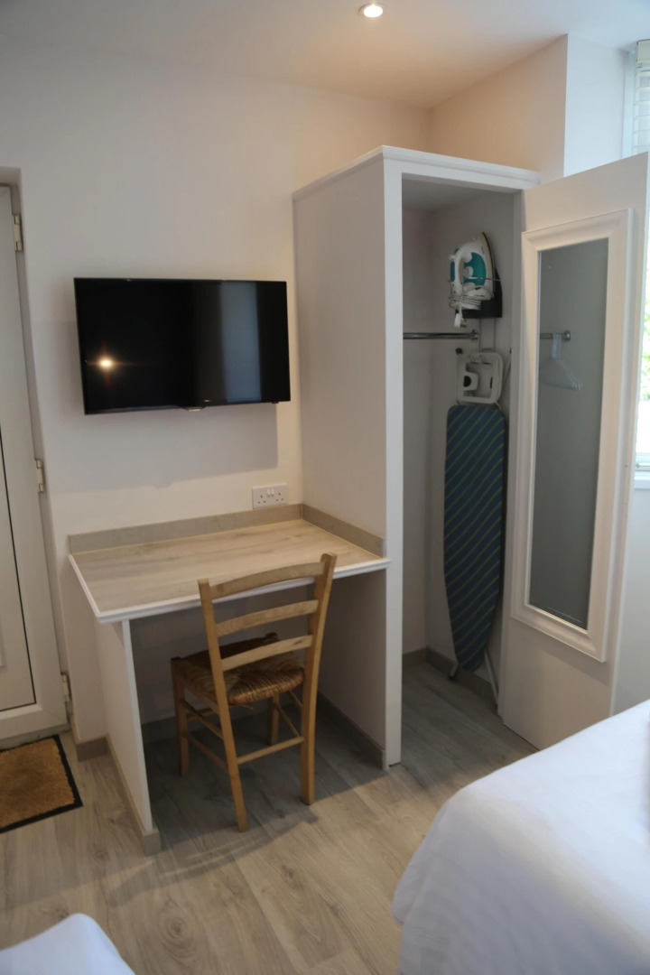 Photo - Debden Guest House