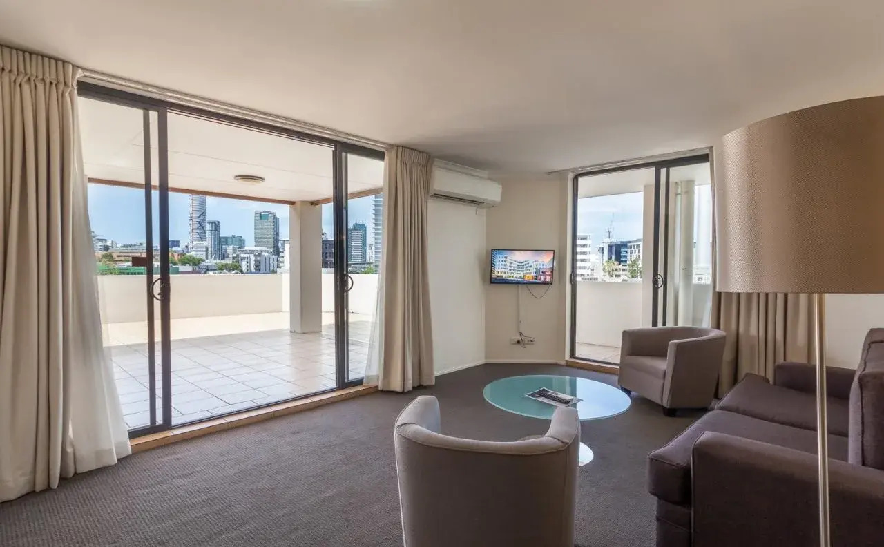 Photo - West End Central Apartments